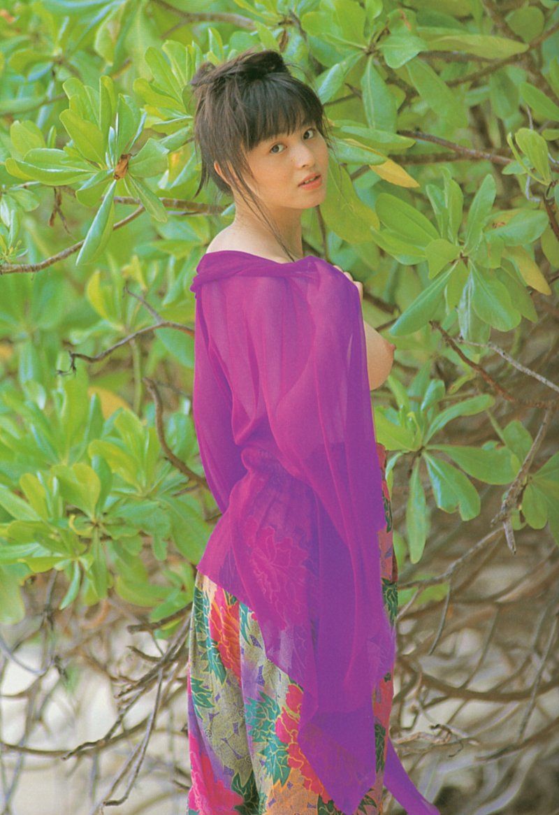 清纯巨乳的日本美女裸体写真：河合美果 「コバルト色の変奏曲」 [45P]